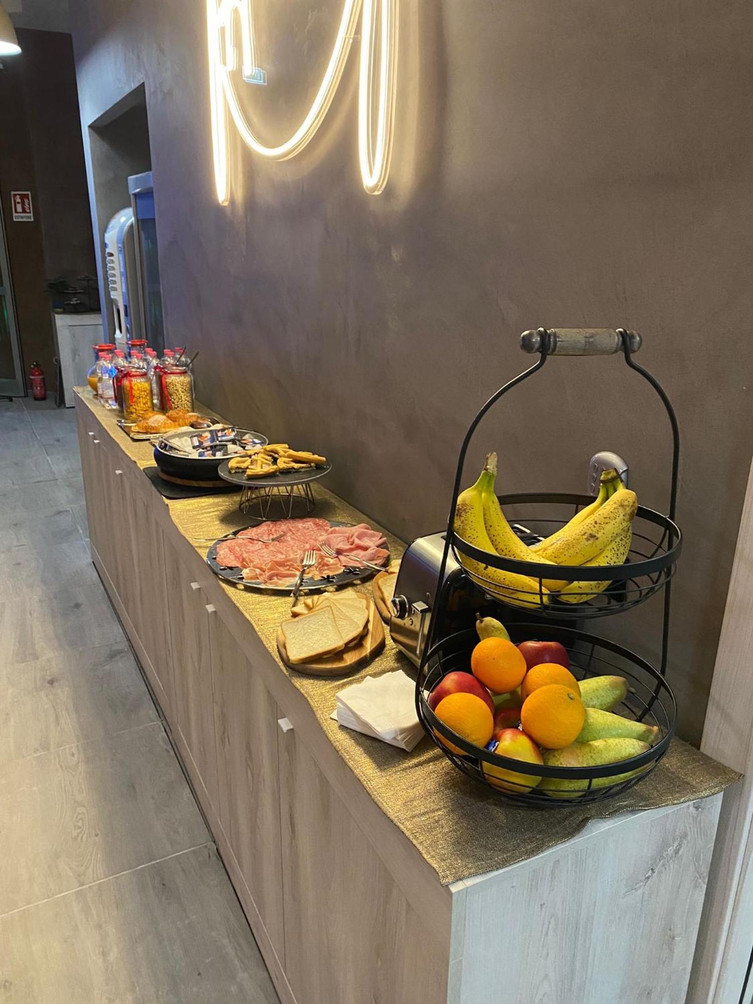 Hotel Tech Brembate Luaran gambar