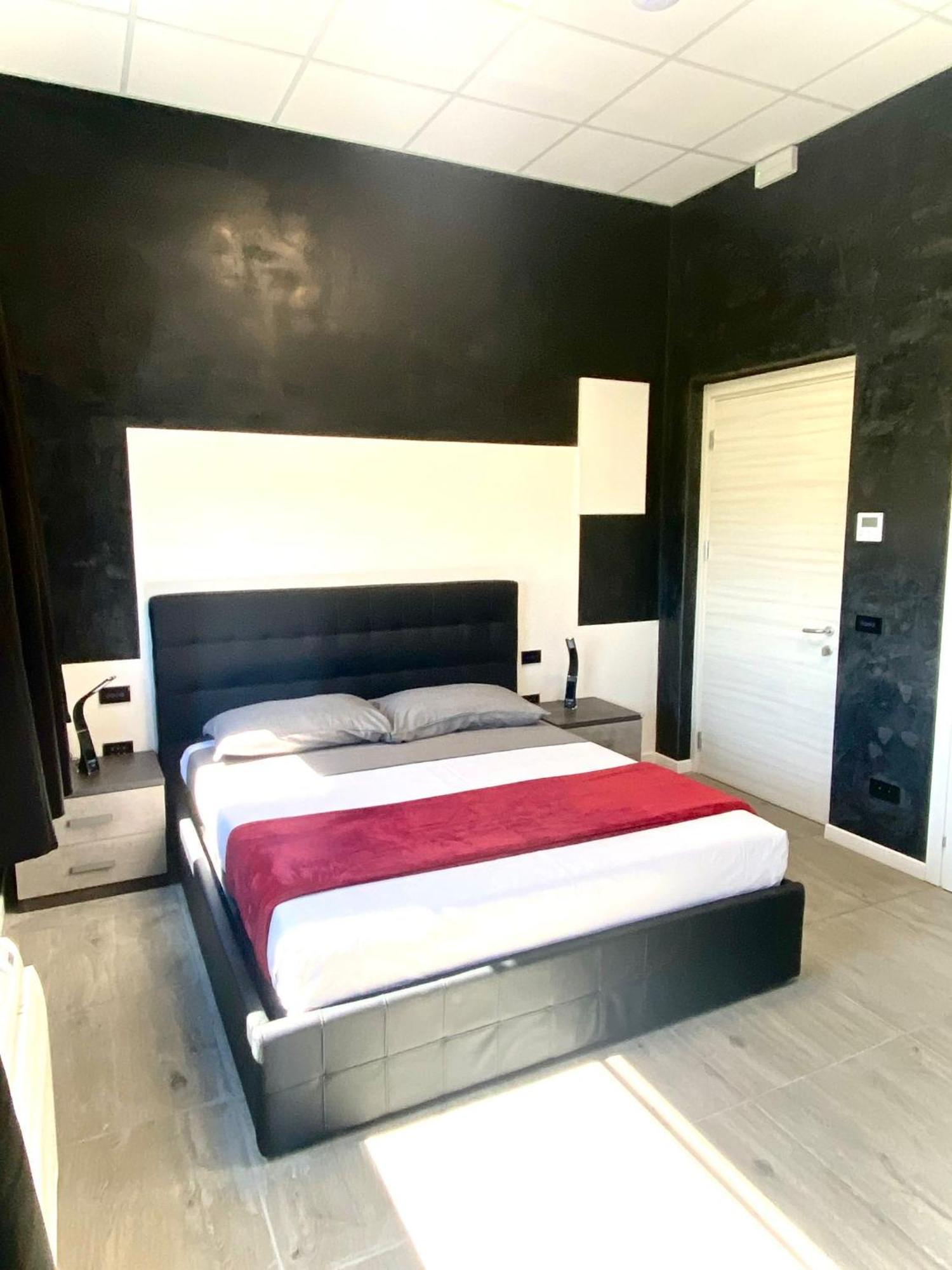 Hotel Tech Brembate Luaran gambar