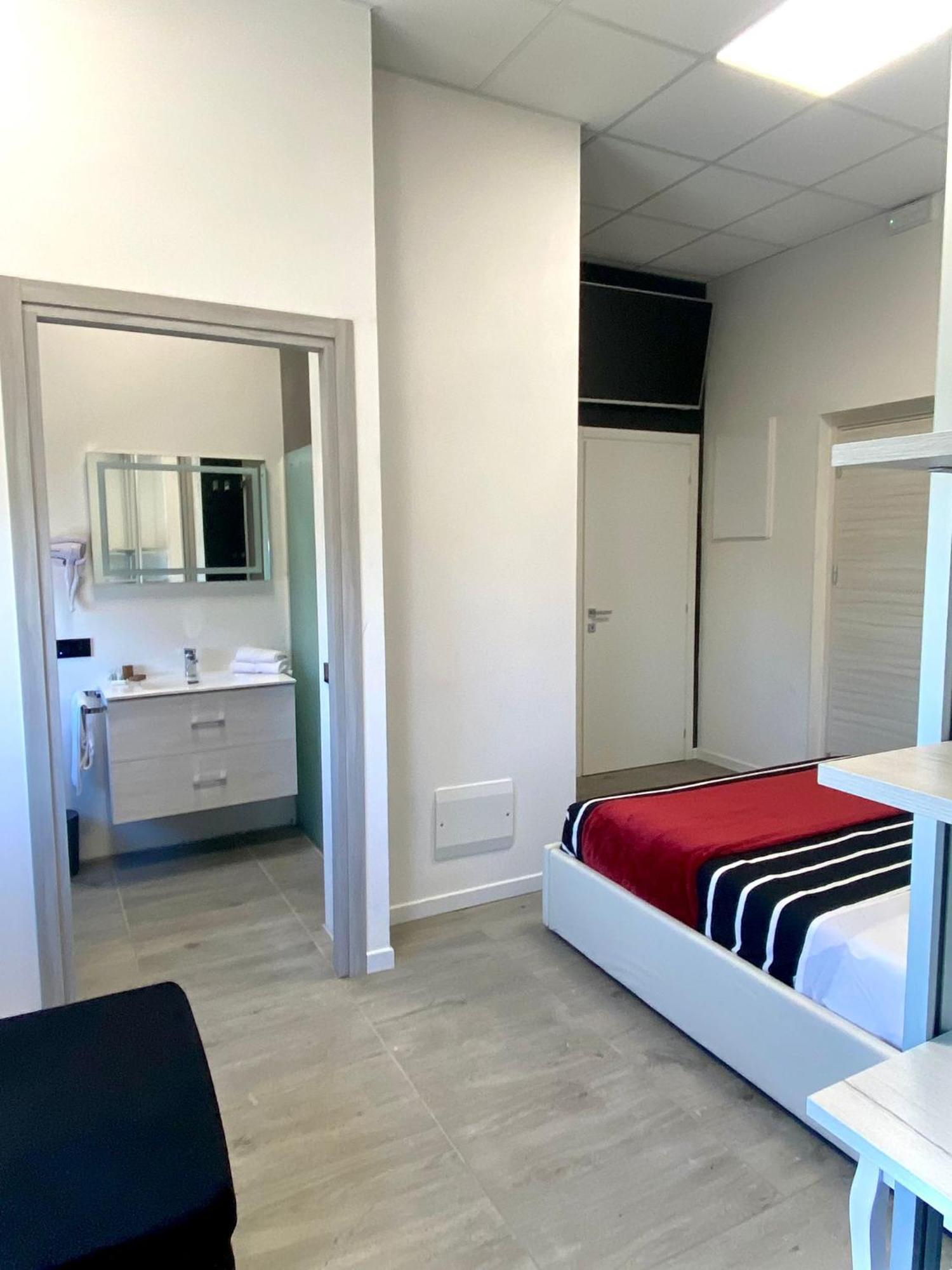 Hotel Tech Brembate Luaran gambar